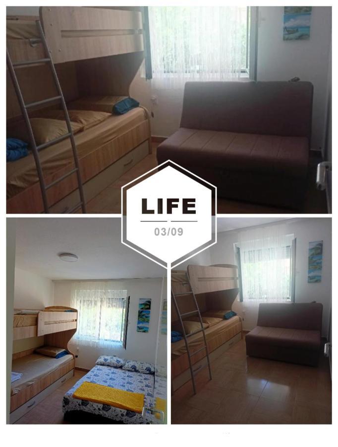 Anika Hotel Sutomore Ngoại thất bức ảnh